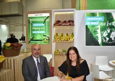 Ernesto Jurado and Karina Ubilla of Agzulasa. The company works with various banana types, including baby, red, traditional and plantains.