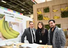 Freddy Rodriguez and Karla Asqui of Fanalba, with one of their customers. The company grows and exports conventional bananas.