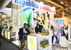 Joelin Santos and Príamo Molina of Asopro Pimopla. The association will be holding an International Pineapple Symposium in the Dominican Republic from April 22nd to April 26th.