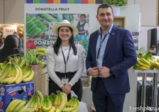 Mari Laura Ortíz Burgasi and Ferhat Hafizoglu of Donatella Fruit Ecuador S.A.