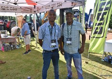 Macdonald Makoro from Santam and Mlungisi Mukansi of Manela Spruit Estate, a mango and avocado farm.