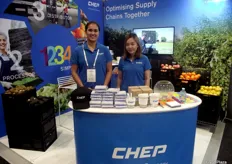 Mannilyn Go and Daisy Zhang from CHEP Australia
