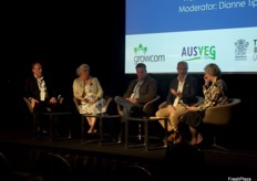 A Fresh Produce Exporting Supply Chain Panel giving their insights of production and the markets over the past 12 months