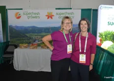 Almost matching colors...that's worth a photo thought Superfresh's Mike Preacher. Pictured are Cat Gipe-Stewart with Superfresh Growers and Marieke Hemmes with FreshPlaza.