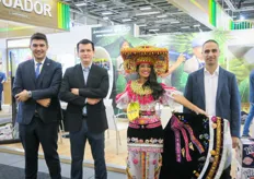Donatella Fruit is a Ecuadorian grower and exporter with offices in Turkey. On the photo are Efe Askan, Sales Manager, Roy Cuenca Garcia, Strategy, Veronica Tapia and Kadir Soyu. 