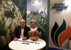 Stand of Agro Verduras 2000, exhibiting its Vega Baja del Segura artichokes.