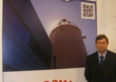 Jose Antonio Baños Enciso, President of Ejidomar, promoting its fresh fruits and vegetables