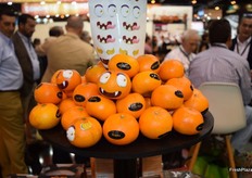 Tango mandarins for Halloween.