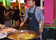 Sigfrido presenting a new way to consume avocados.