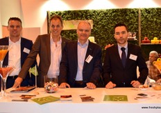 Edwin van der Hoeven, Siem van der Valk, Gert Jan van Geest and Francisco García, of Alarzán, promoting Tomberrie tomatoes.