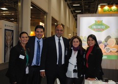 The physalis showcased by Frutireyes, of Colombia, is shipped by Kühne Nagel, Hapag Lloyd and Hamburg Süd.