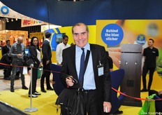 Giuseppe Antonio Aloe, of Sopisco Fresh produce, from Ecuador, visiting the fair.