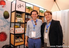 Maxim and Thomas Diecke from Anisa G&P with their main activity papaya fruits.