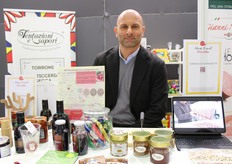Fabio Caracausi of 'Tentazioni e Sapori di Davide Scancarella'. The company's main objective is to offer unique, handcrafted products using the best raw materials from Sicily, such as almonds, pistachios, hazelnuts and honey.