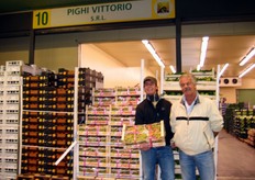 Giuseppe Pighi and his son Davide by stand 10 (Pighi Vittorio).