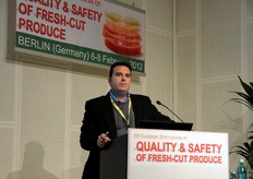 Prof. Francisco ArtÃ©s-HernandÃ©z (Polytechnic University of Cartagena, Spain) showed the unit operations for fresh-cut processing, which consist in trimming, peeling, cutting, washing/disinfection, drying, and packaging, with some specific operations depending on the type of product. Each operation must be carried out in a specific processing room, avoiding cross-contamination and pollutants diffusion. The extension of shelf-life of minimally processed fruit and vegetables depends on good practices throughout all this operations. Primary importance has the maintenance of the cold chain (1-5 Â°C) during the process and the quality control during any operation. Quality attributes changes and microbial growth can be also minimized by an optimal design of the operation flow and of the plant design. Main design considerations should include building site and grounds, floors/drains, walls, ceilings, product/personnel flow, lighting, doors/doorways, refrigeration units, water supply, personn