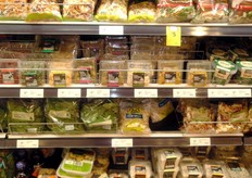 Fresh-cut salads with many ready-to-eat dishes and a lot of super-foods like Quinoa.