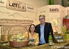 Rossella Gigli from FreshPlaza with Giampietro Perico, Business Unit Manager at VOG Products.