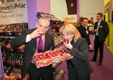 Shawn Harris (right) and her colleague taste of a ready to eat peach