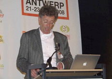 Mr. Nico Roozen; Solidaridad