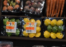 Mini vegetables are hot. Many products were represented by mini varieties, like these Mini Pattisons, grown in Afrika.