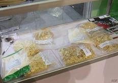 When it comes to product presentation, the Chinese exhibitors have a thing or two to learn. Here, processed garlic is on offer, from slices to powder.