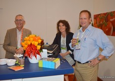 Gert Mulder and Wilma van den Oever of GroentenFruit Huis with Erras Lintvelt of HL Hall&Sons.