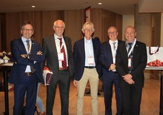 F.l.t.r.: Gaston Opdekamp (Hoogstraten), Jan Prinsen (Fresh Food Institute), Philip Smits (ex-director of The Greenery), Chris de Pooter (BelOrta) and Maarten de Moor (LAVA).