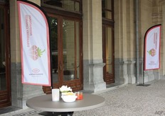 The entrance to the dinner: a sumptuous barbecue.