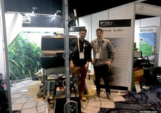 Mark Currie and James Currie from FTEK Ltd showing the company's latest TekSpray model with AirBoost technology and 1000L bulk tank.