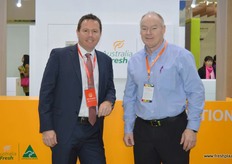 To the right, Jeff Scott, CEO at the Australian Table Grape Association.