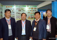Present at the stand of Botou Yafeng are Song Gang, Qiang De, Li Wenhong and Wang Zhongjiang. The company grows pears for export.