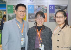 Great Wall Fruit is represented by Gavin, Sophia Yang and Jessy Zhang, the latter two are from the company's marketing department.