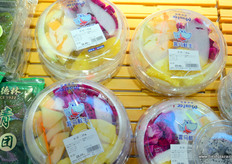 Ready-to-eat tropical fruits at Hema, Shanghai.