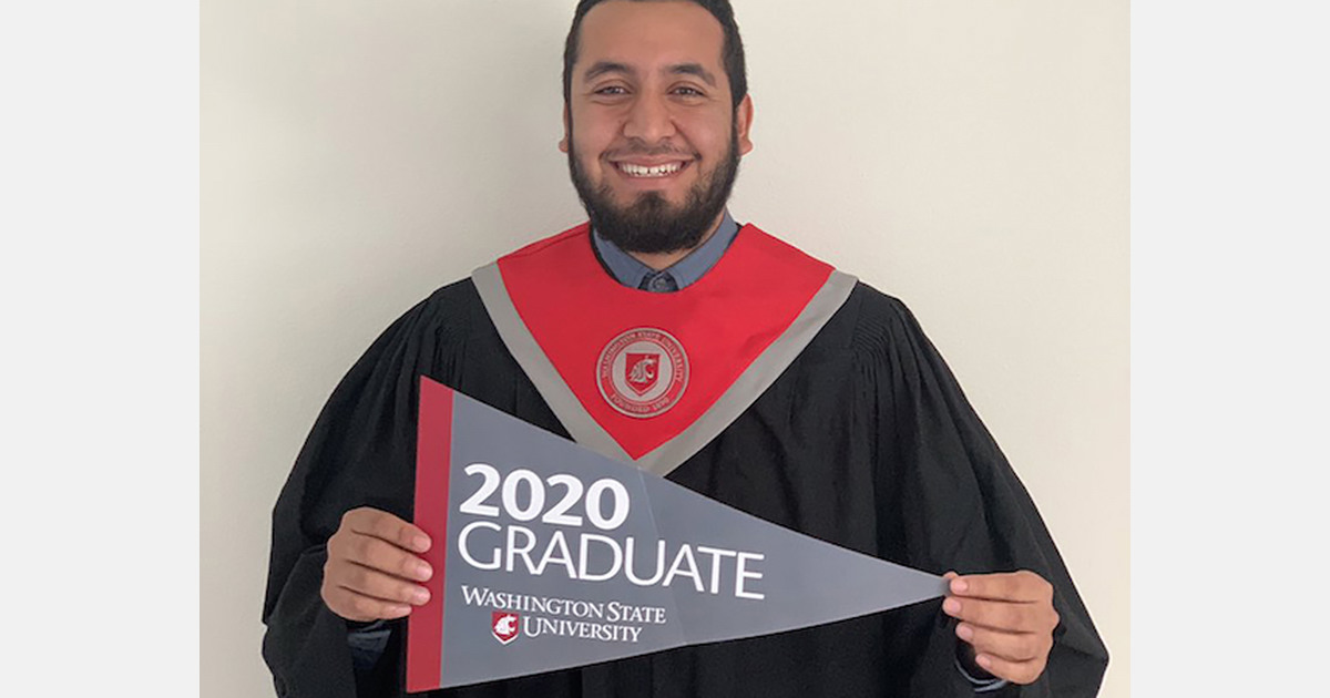 Washington Apple Education Foundation's scholarship recipient gives