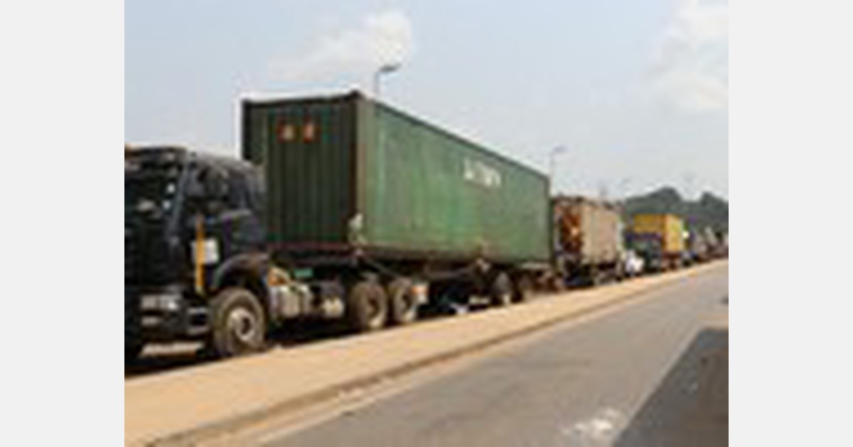 Kenya-Uganda border: Truck drivers on strike over Covid-19 tests
