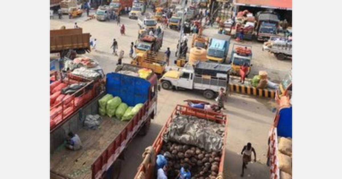 Wholesale prices of some vegetables down at Koyambedu Wholesale Market
