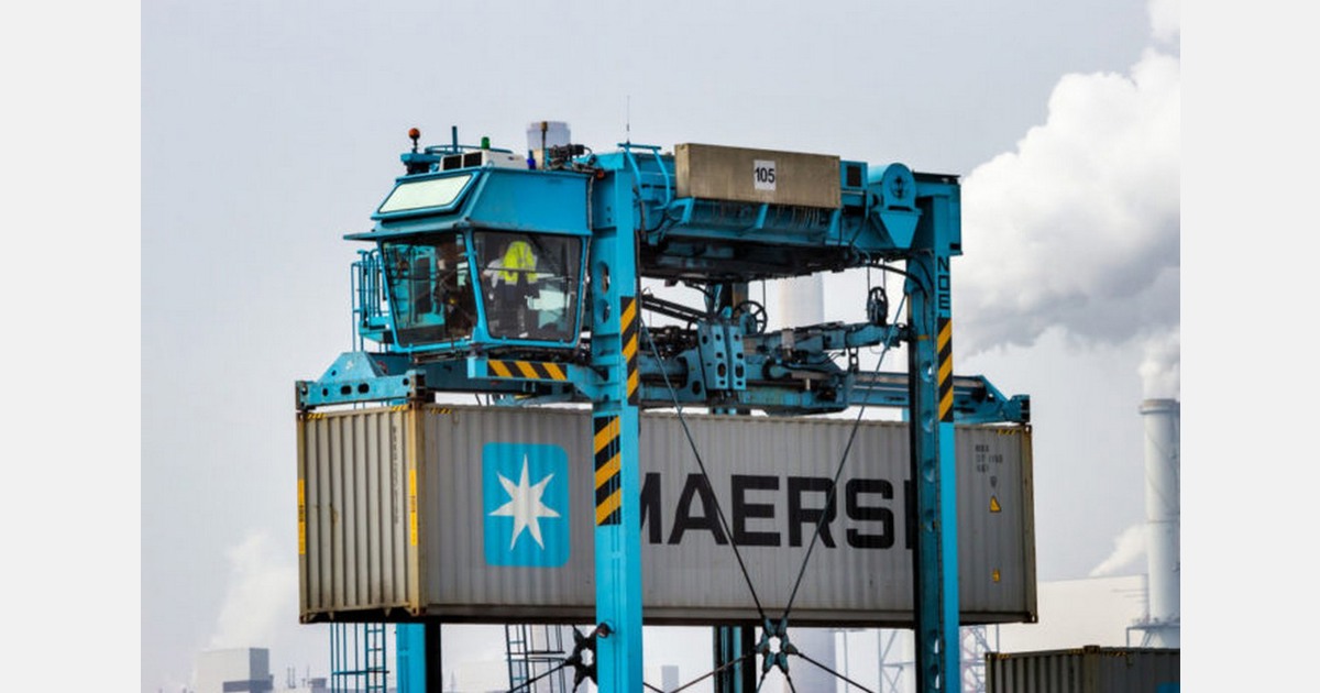 Maersk decides to cut at least 10,000 jobs