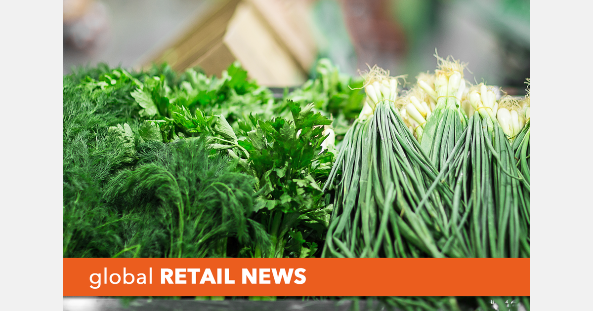 Blinkit is offering complimentary coriander with customer orders