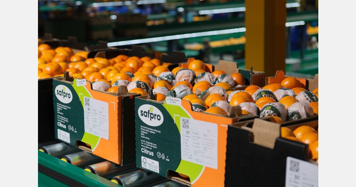 South African fruit promoter cherishes decades of relationships