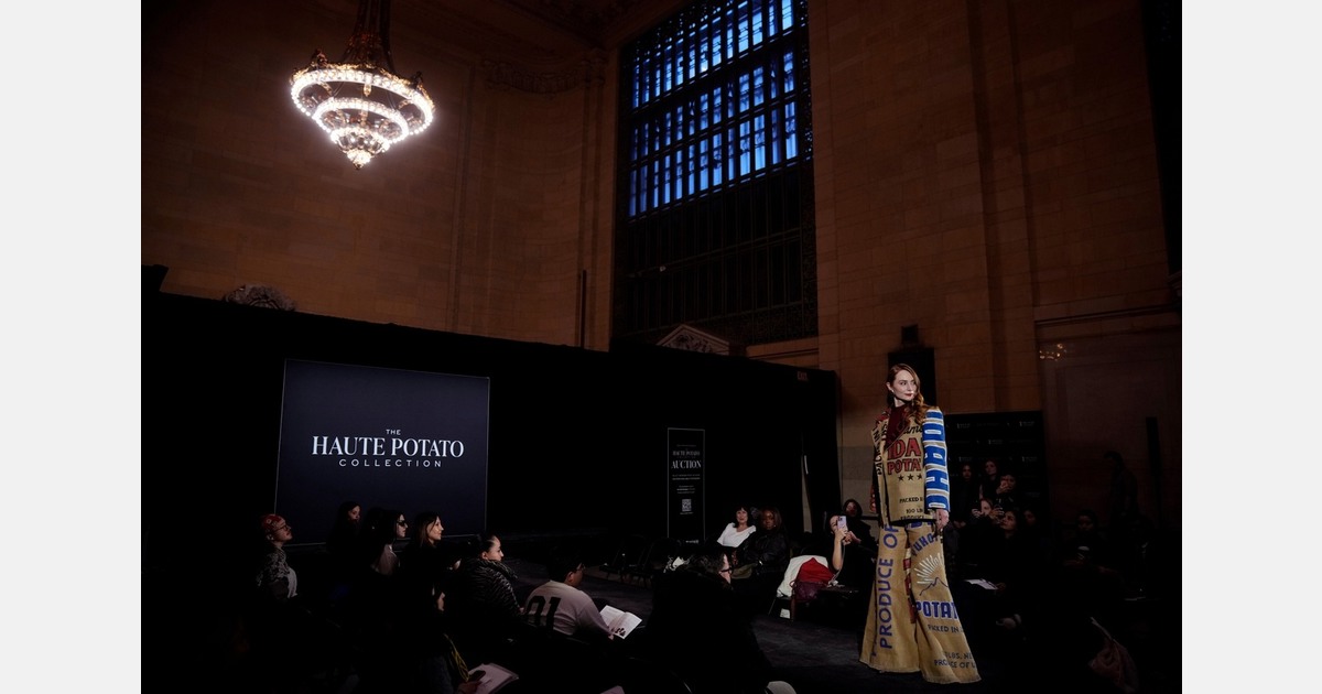 Idaho potato sacks take a turn on the New York runway