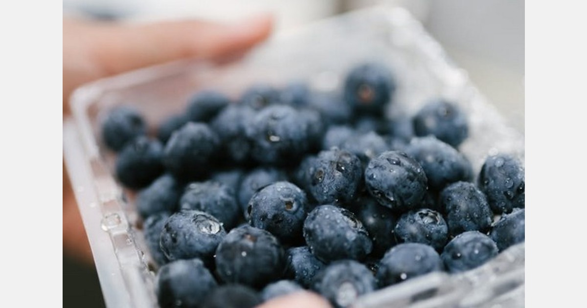 Flavonoid-rich foods associated with happiness in U.S. women