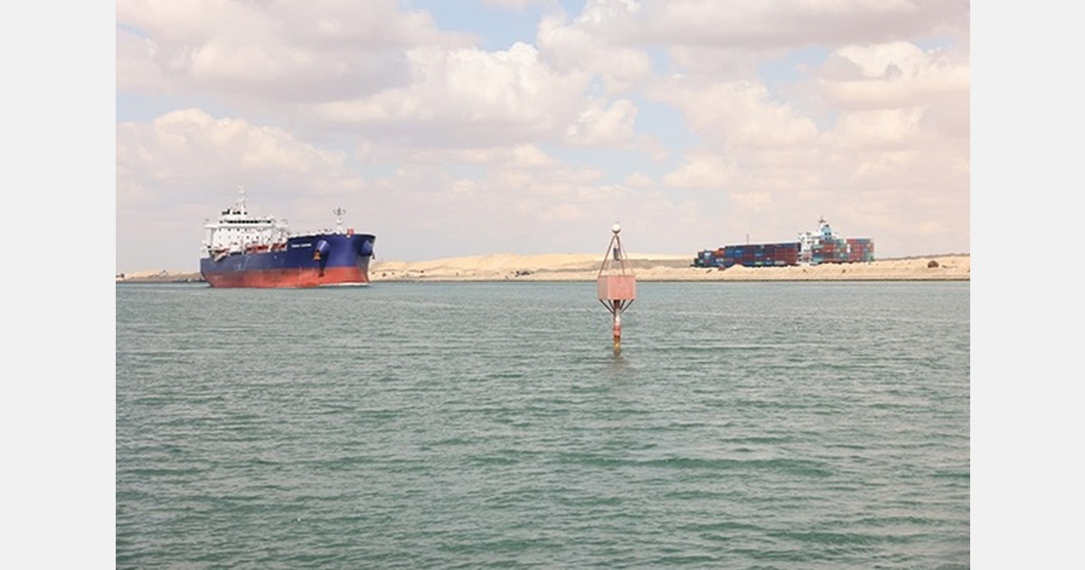 Суэцкий канал: трафик идет штатно несмотря на напряженность