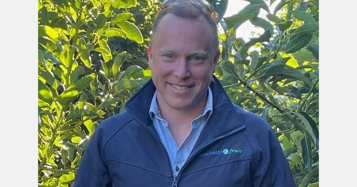 "Regardless of what happens in the Middle East, we will continue to load fruit in line with our customers' forecasted demand"