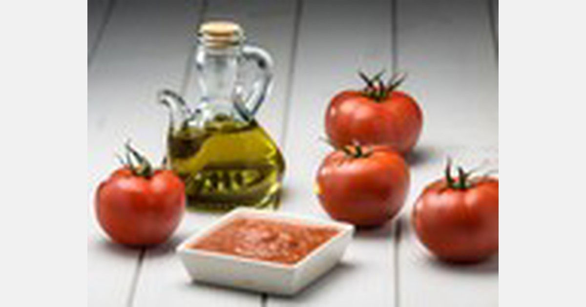 A natural puree Spanish tomato was awarded the Mediterranean Taste