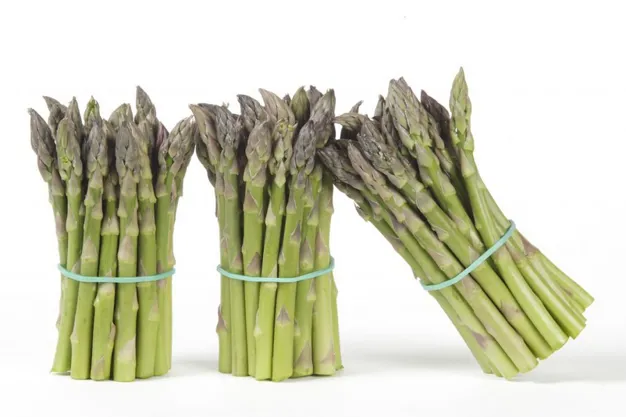 Spanish green asparagus campaign already underway with greater volume and  still facing competition from Mexico
