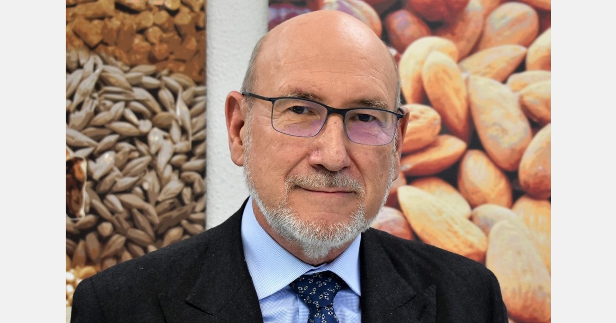 "Spain produced a record 366,465 tons of almonds in 2024/25 season"