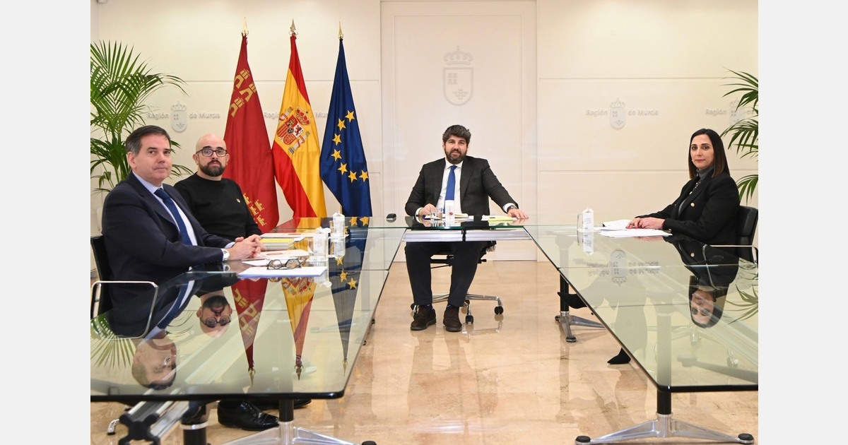 Murcia produces almost half of the lemons and grapefruit that Spain exports