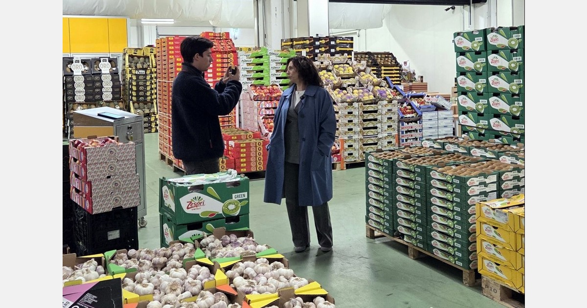 "I am looking for someone who wants to continue the journey with me"