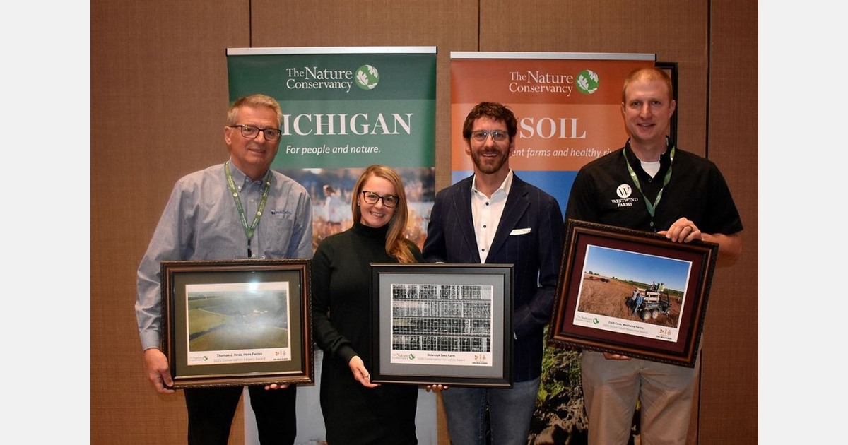 Hydroponic seed potato propagator recognized for conservation innovation